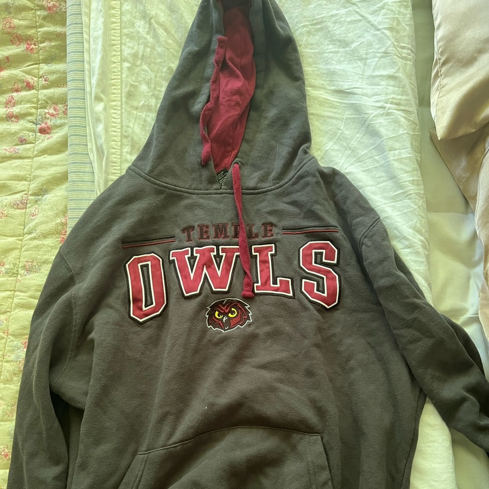 temple hoodie
brand- colosseum 
Size men’s large
lightly worn
oversized